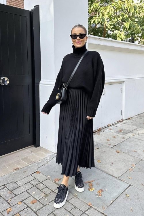 Black Pleated Skirt Black Chunky Sweater