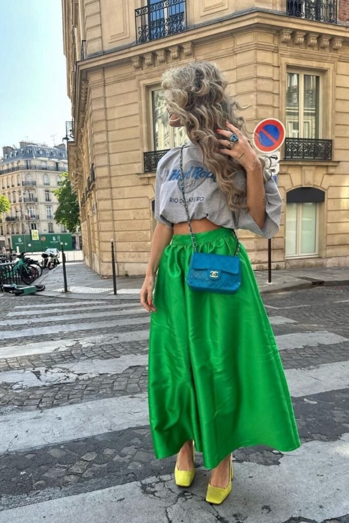 Green Skirt Casual Graphic Tee