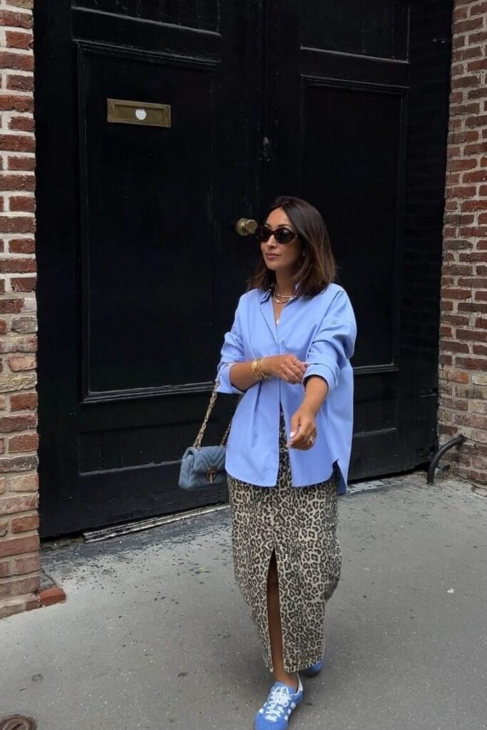 Wild Leopard Print Skirt Loose Blue Shirt Matching Blue Sneakers